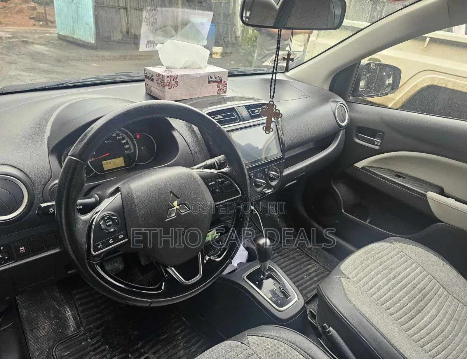 Mitsubishi Attrage 2021 Gray