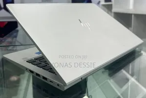 New Laptop HP EliteBook 830 G8 16GB Intel Core I7 SSD 512GB