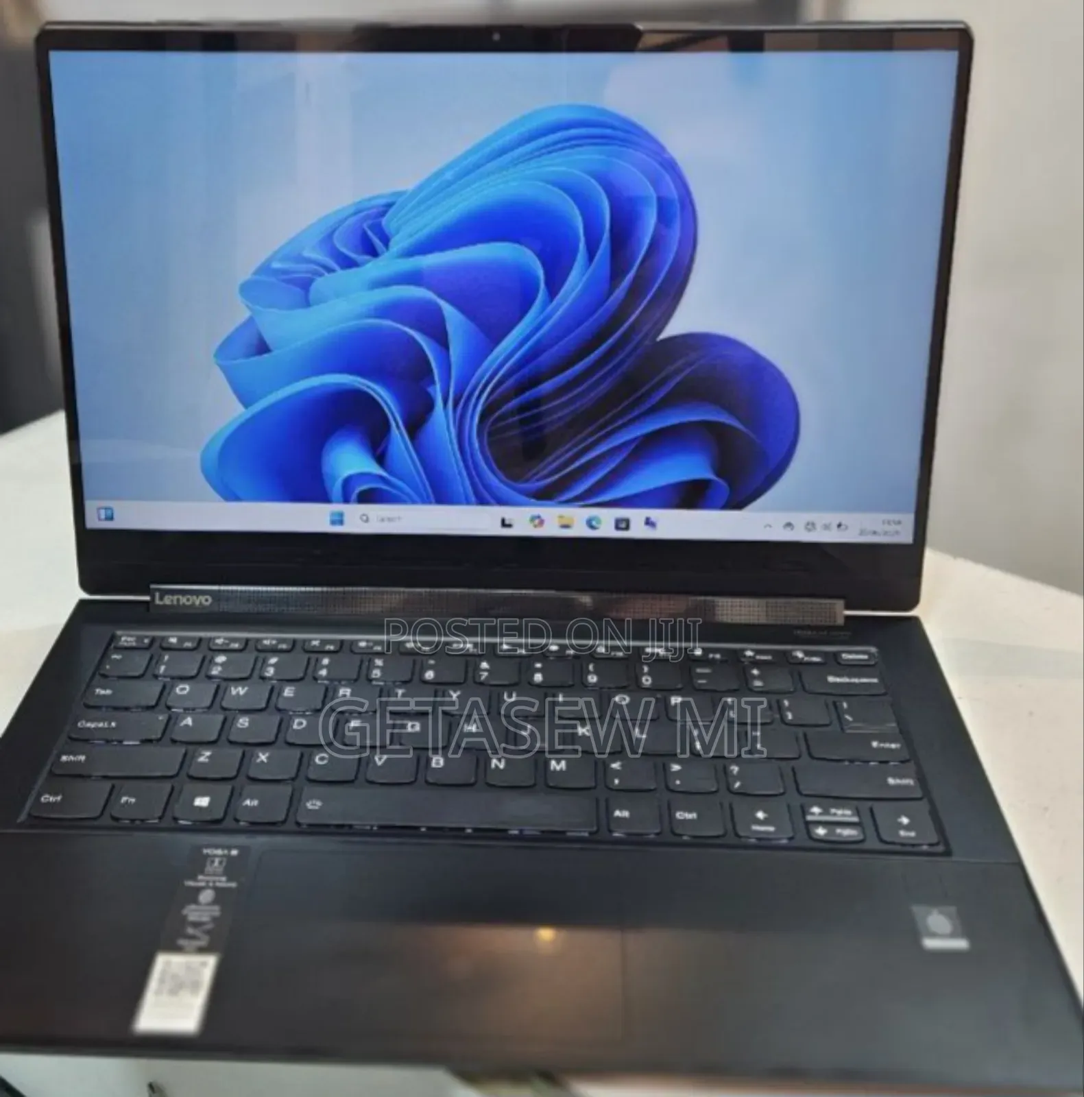 New Laptop Lenovo Yoga 9i 16GB Intel Core I7 SSD 512GB