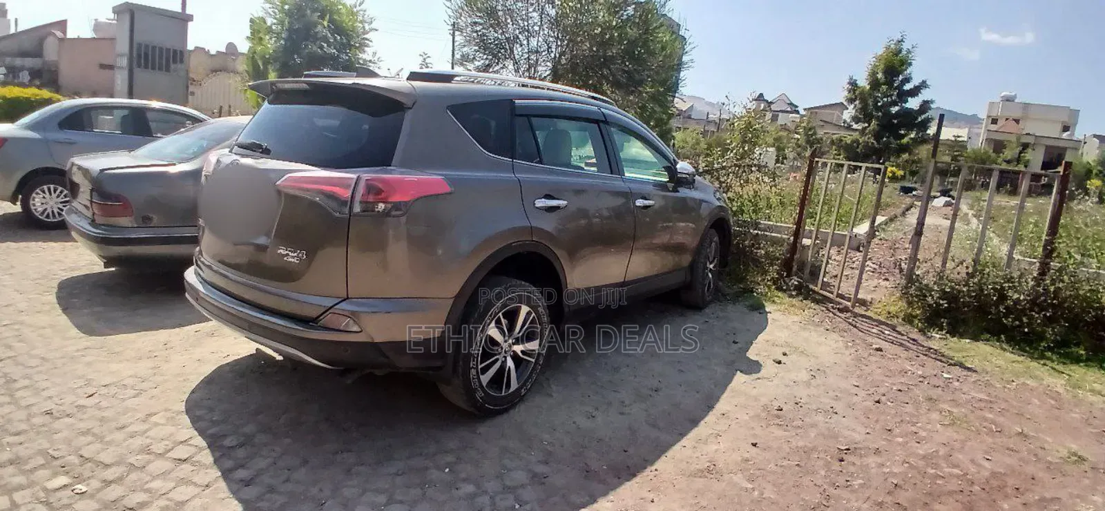 Toyota RAV4 2017 Gray