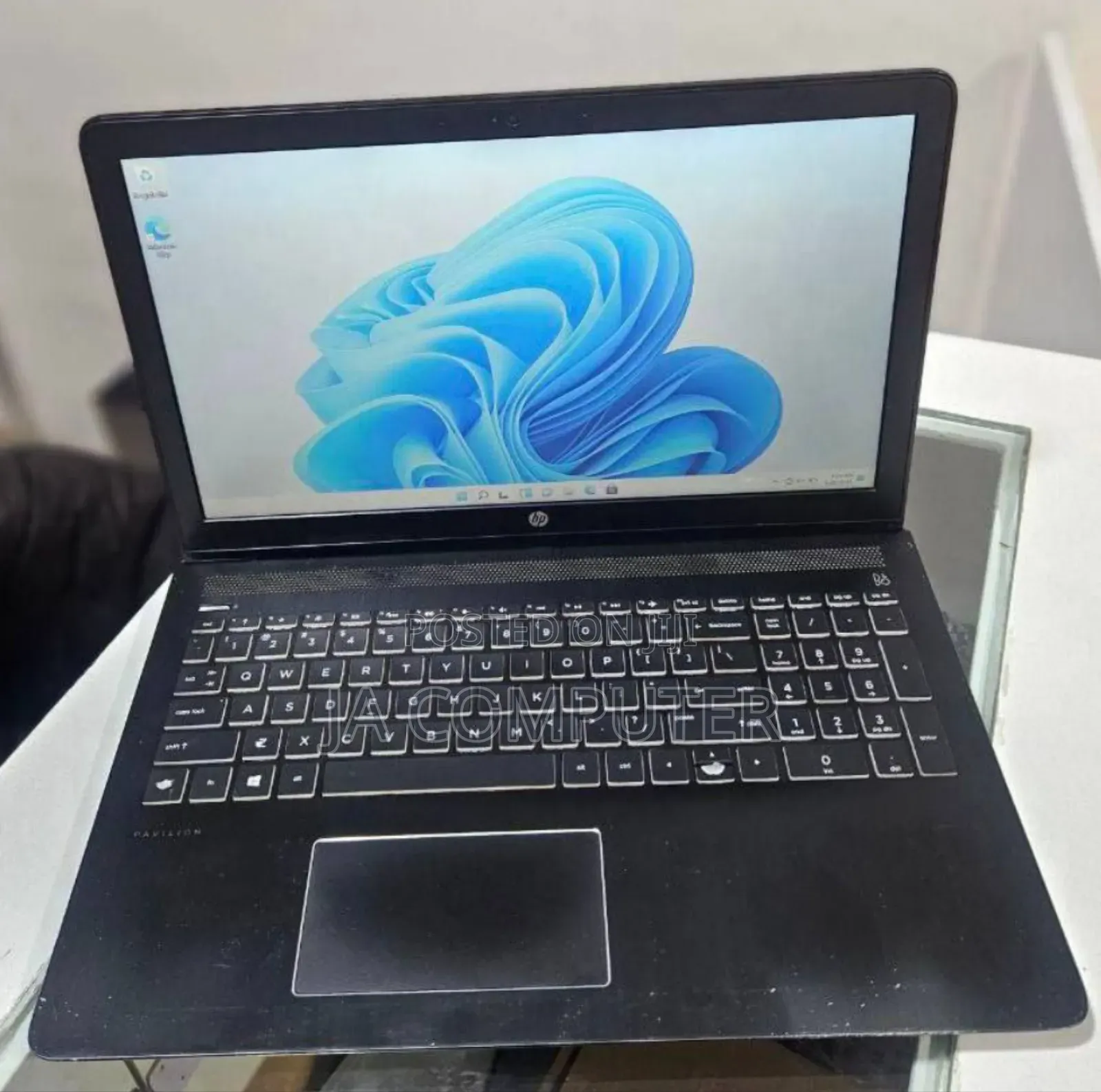 New Laptop HP Pavilion Power 15 8GB Intel Core I7 SSD 256GB