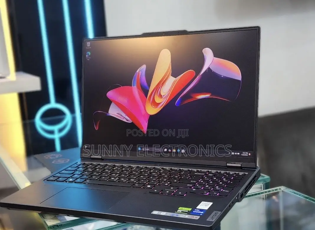 New Laptop Lenovo Legion 5 16GB Intel Core I7 SSD 1T