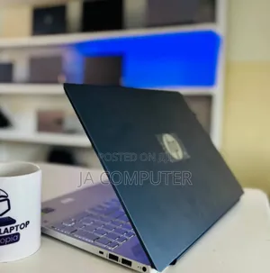 New Laptop HP Pavilion 15 8GB Intel Core I7 SSD 512GB