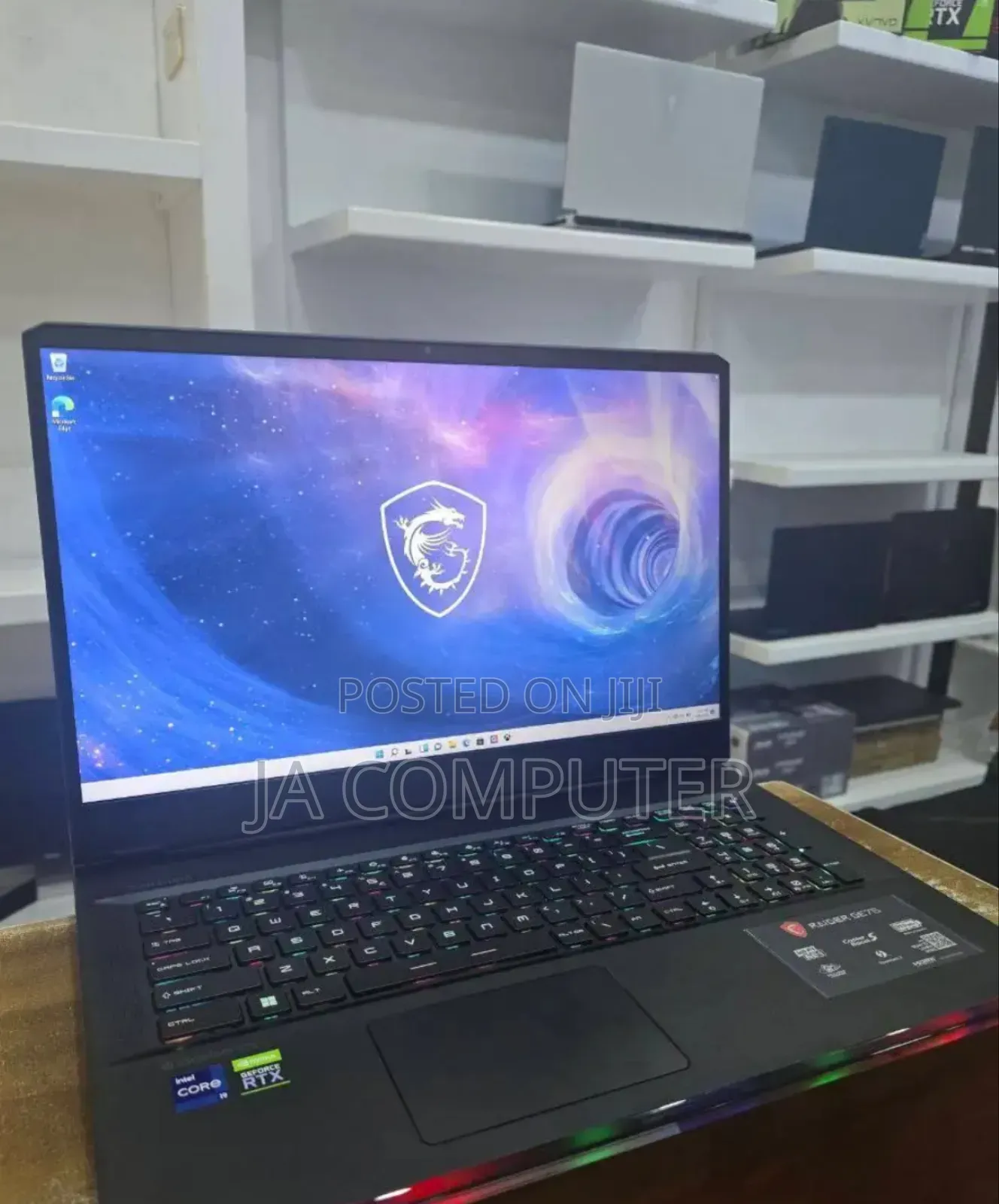 New Laptop MSI Raider GE76 12UGS 16GB Intel Core I9 SSD 1T