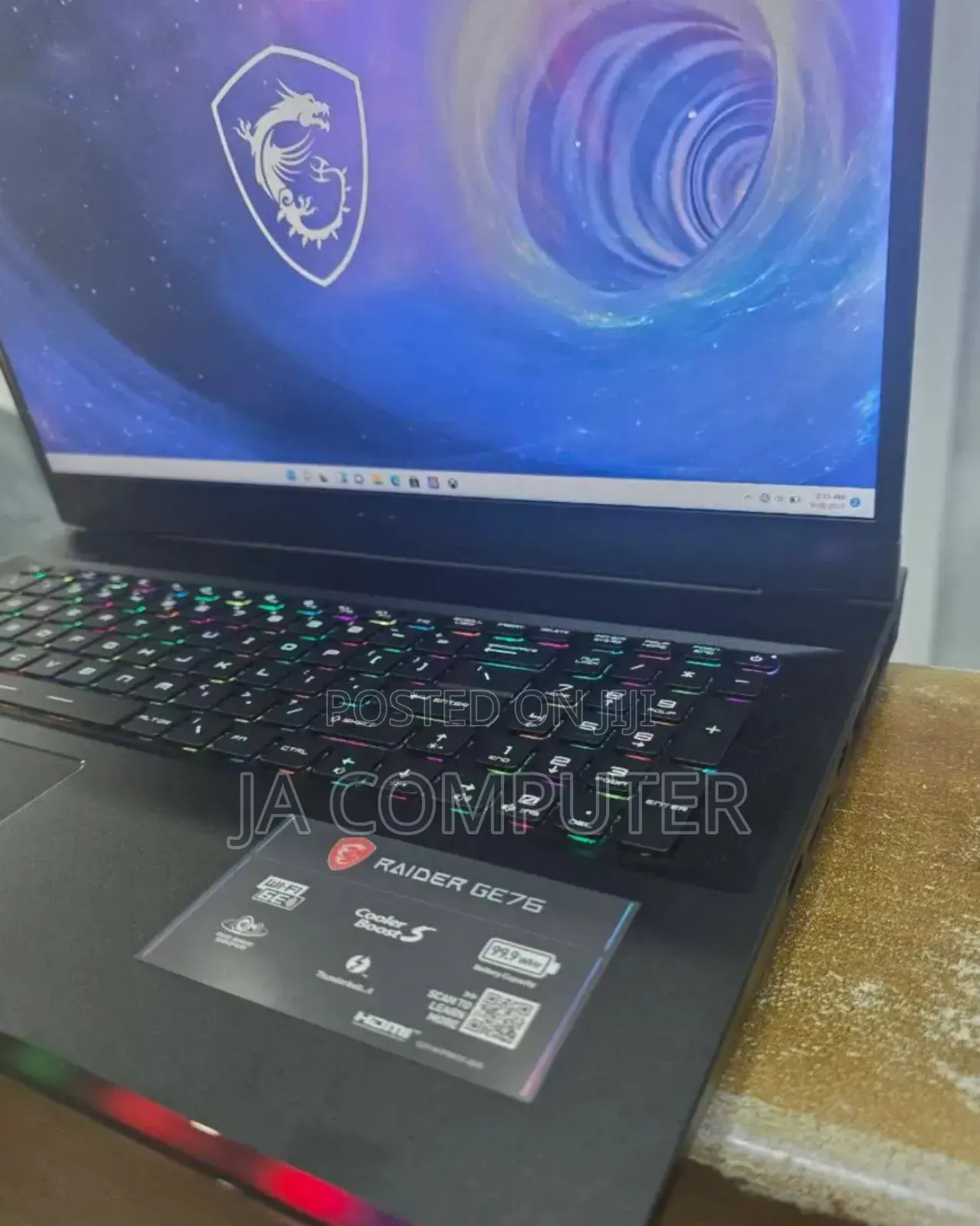 New Laptop MSI Raider GE76 12UGS 16GB Intel Core I9 SSD 1T
