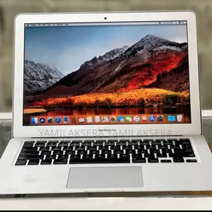New Laptop Apple MacBook Air 2017 8GB Intel Core I7 SSD 256GB