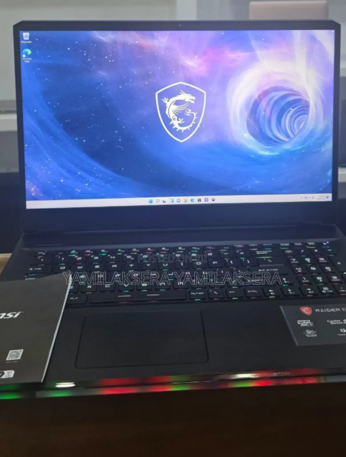 New Laptop MSI Raider GE76 12UGS 16GB Intel Core I9 SSD 1T
