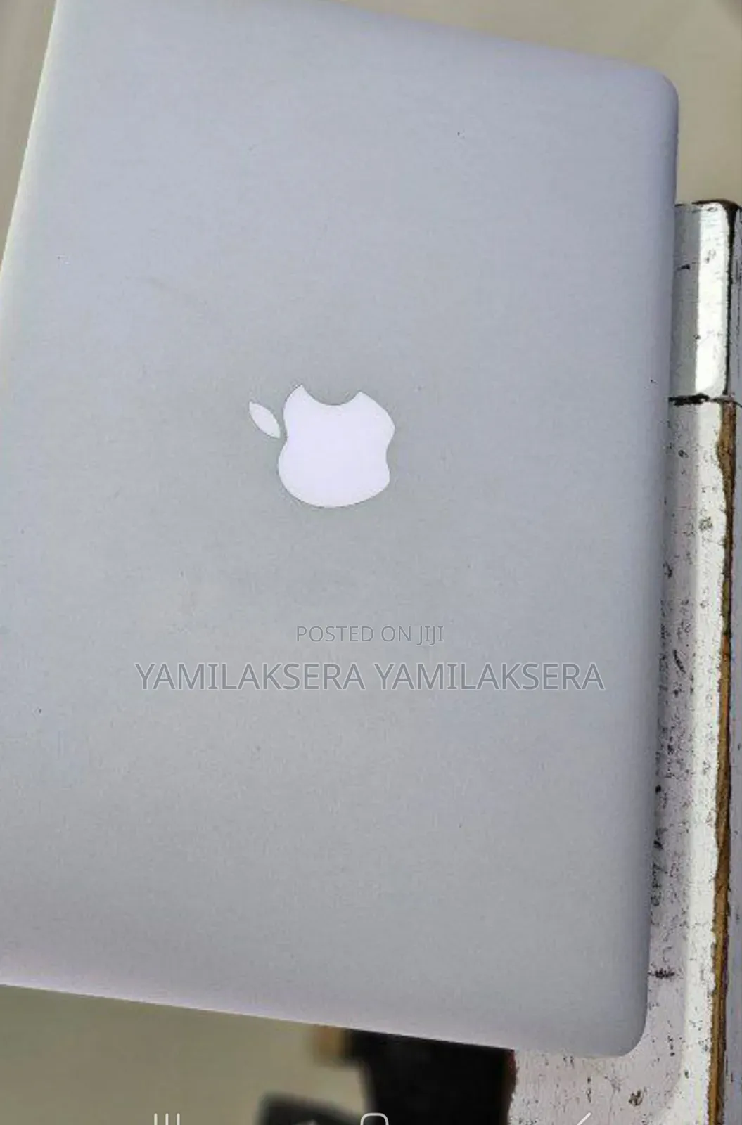 New Laptop Apple MacBook Pro 2015 8GB Intel Core I5 SSD 256GB