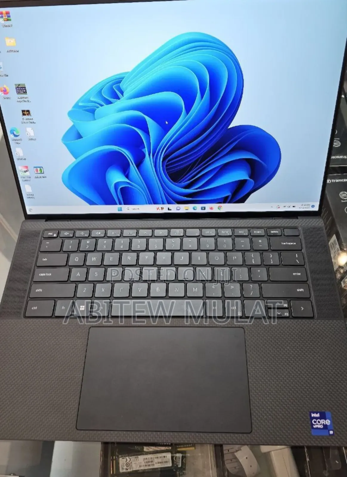 New Laptop Dell Precision 5570 32GB Intel Core I9 SSD 1T