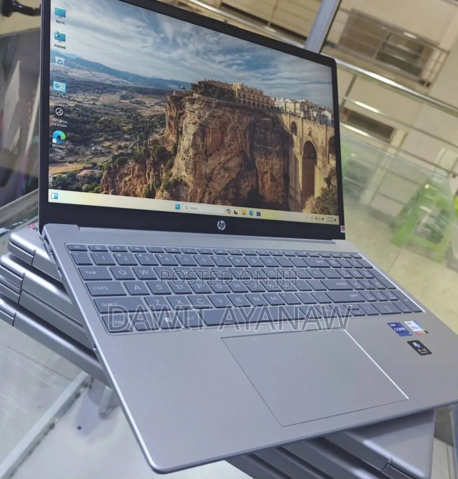 New Laptop HP 16GB Intel Core I7 SSD 512GB