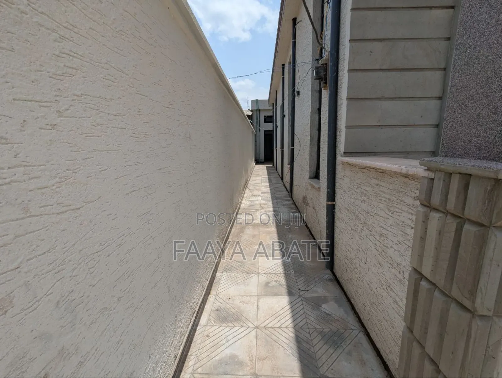 6bdrm Villa in East Shewa for sale