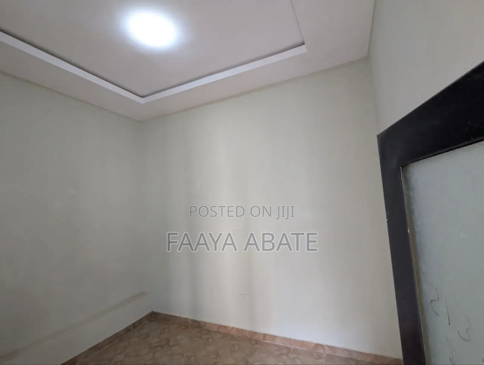 6bdrm Villa in East Shewa for sale