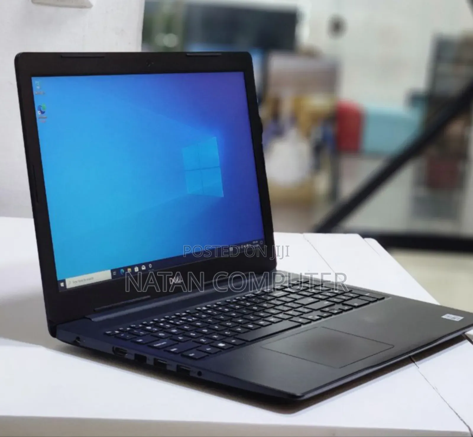 New Laptop Dell Vostro V13 8GB Intel Core I5 SSD 512GB