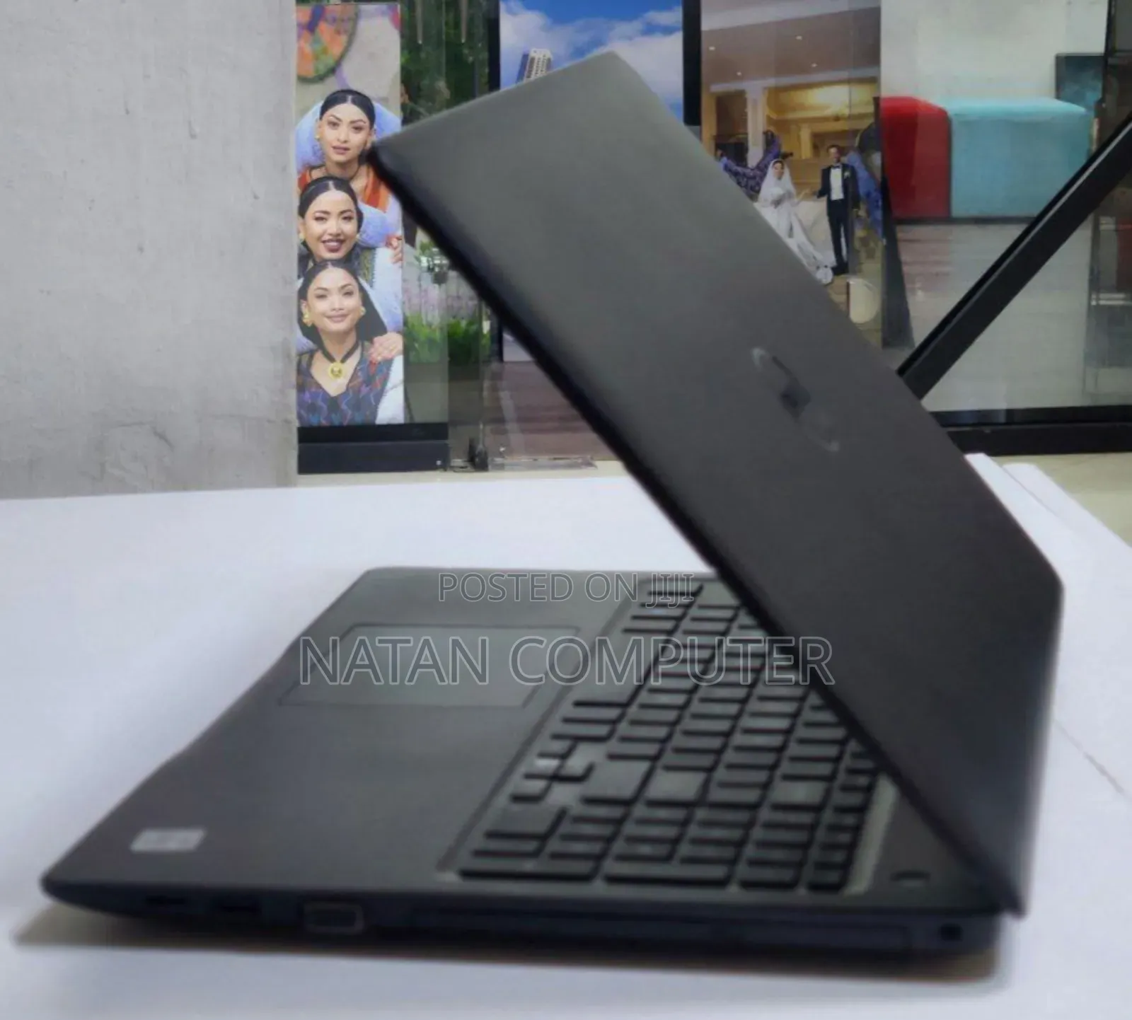 New Laptop Dell Vostro V13 8GB Intel Core I5 SSD 512GB