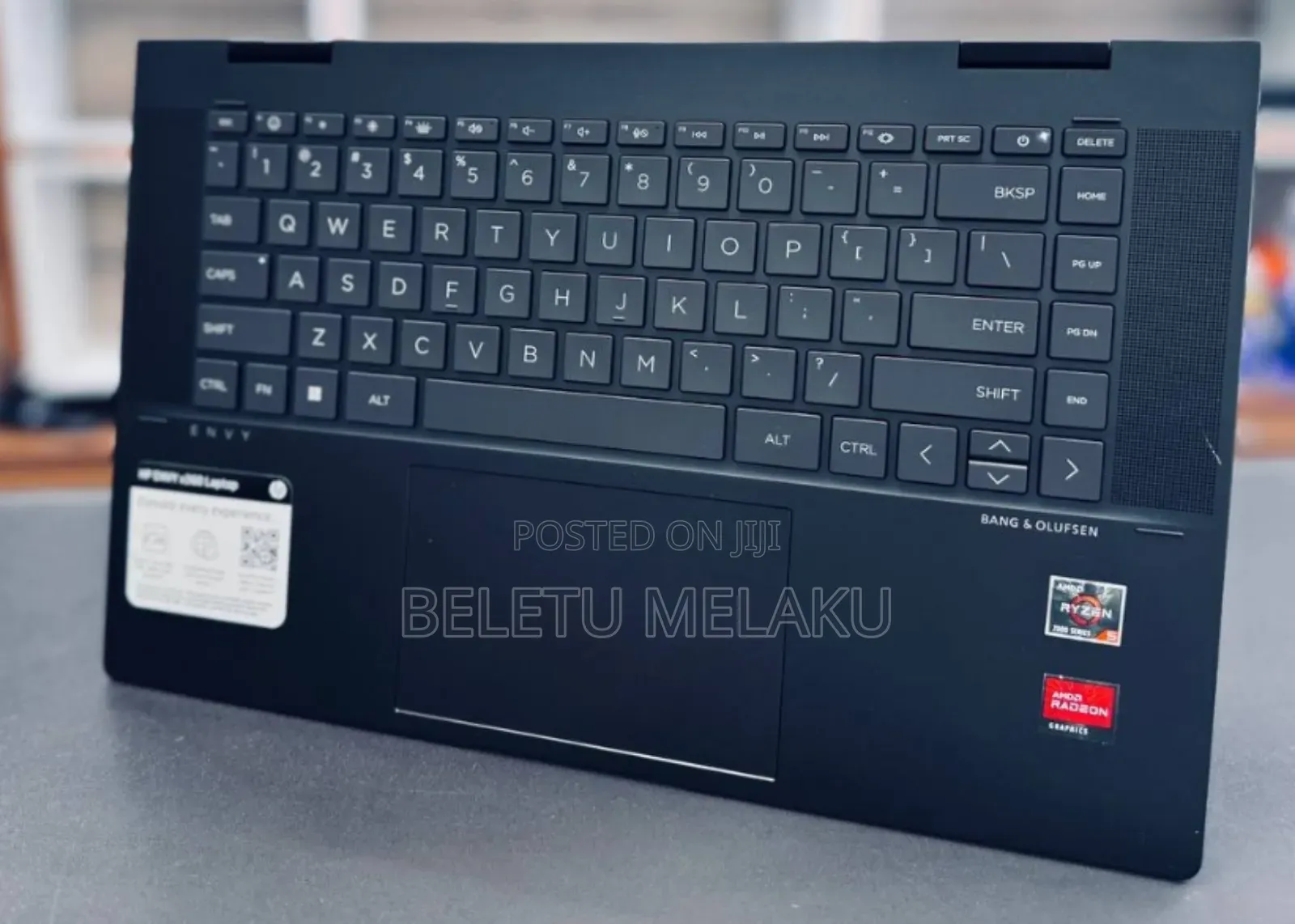 New Laptop HP Envy X360 8GB AMD Ryzen 7 SSD 512GB