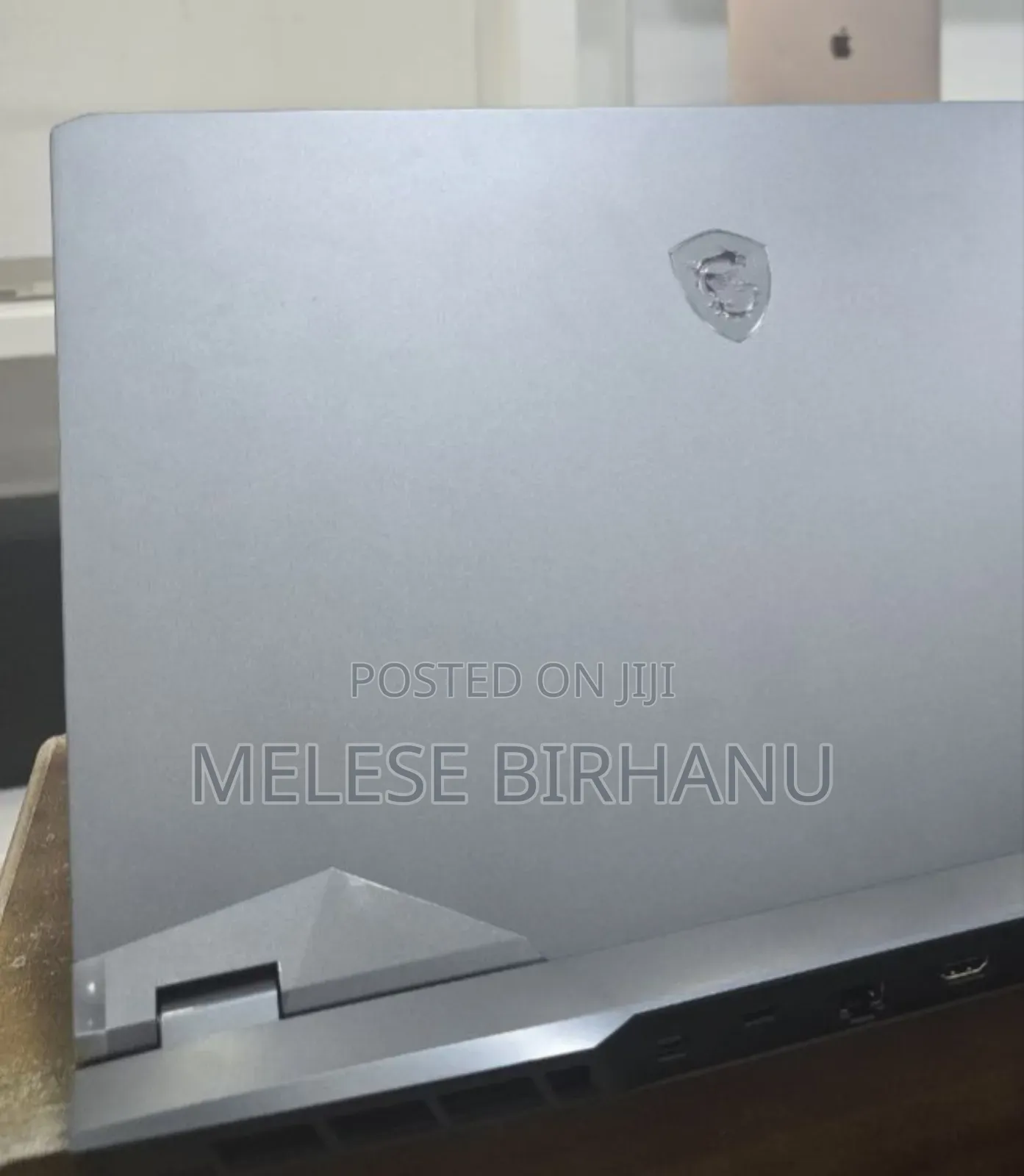 New Laptop MSI Raider GE76 12UGS 16GB Intel Core I9 SSD 1T