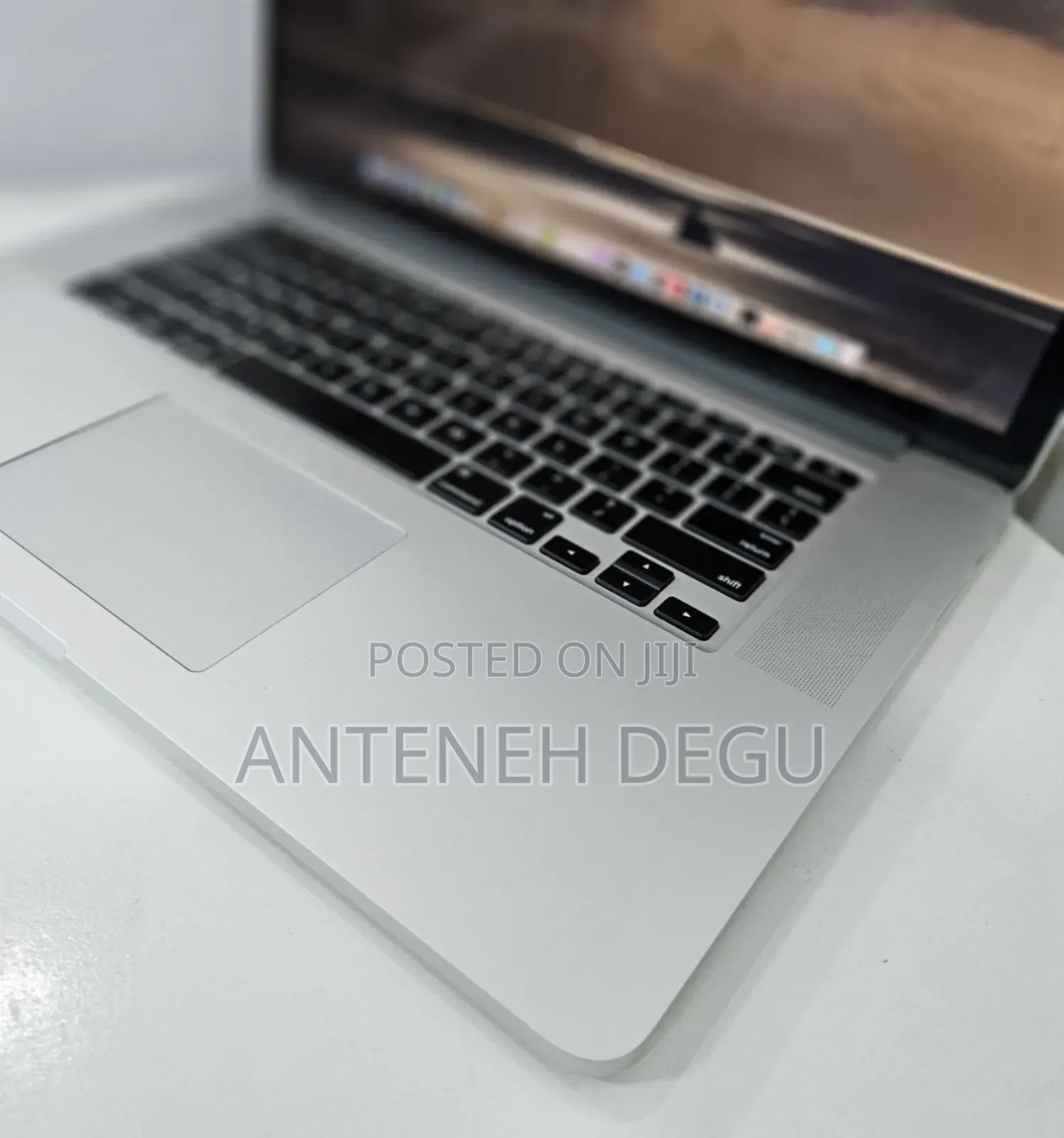 New Laptop Apple MacBook 2015 16GB Intel Core I7 SSD 256GB