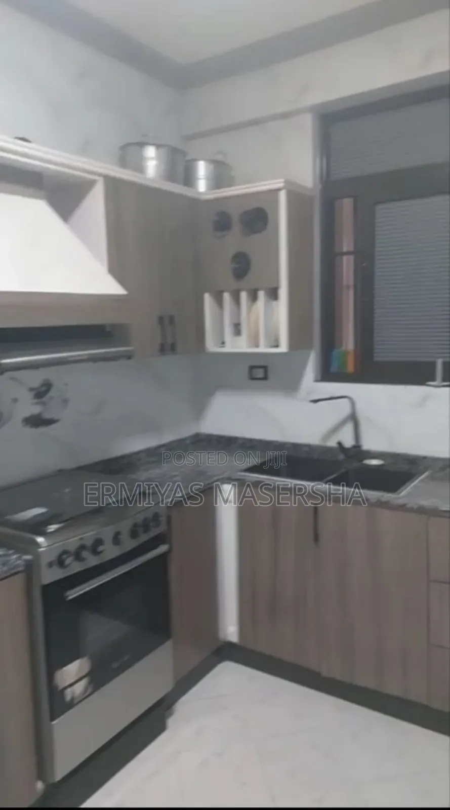 Furnished 3bdrm Apartment in Yeka for sale