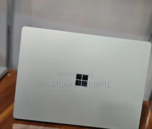 New Laptop Microsoft Surface 16GB Intel Core I7 SSD 512GB