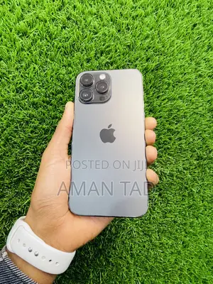 Photo - Apple iPhone 14 Pro Max 128 GB Black