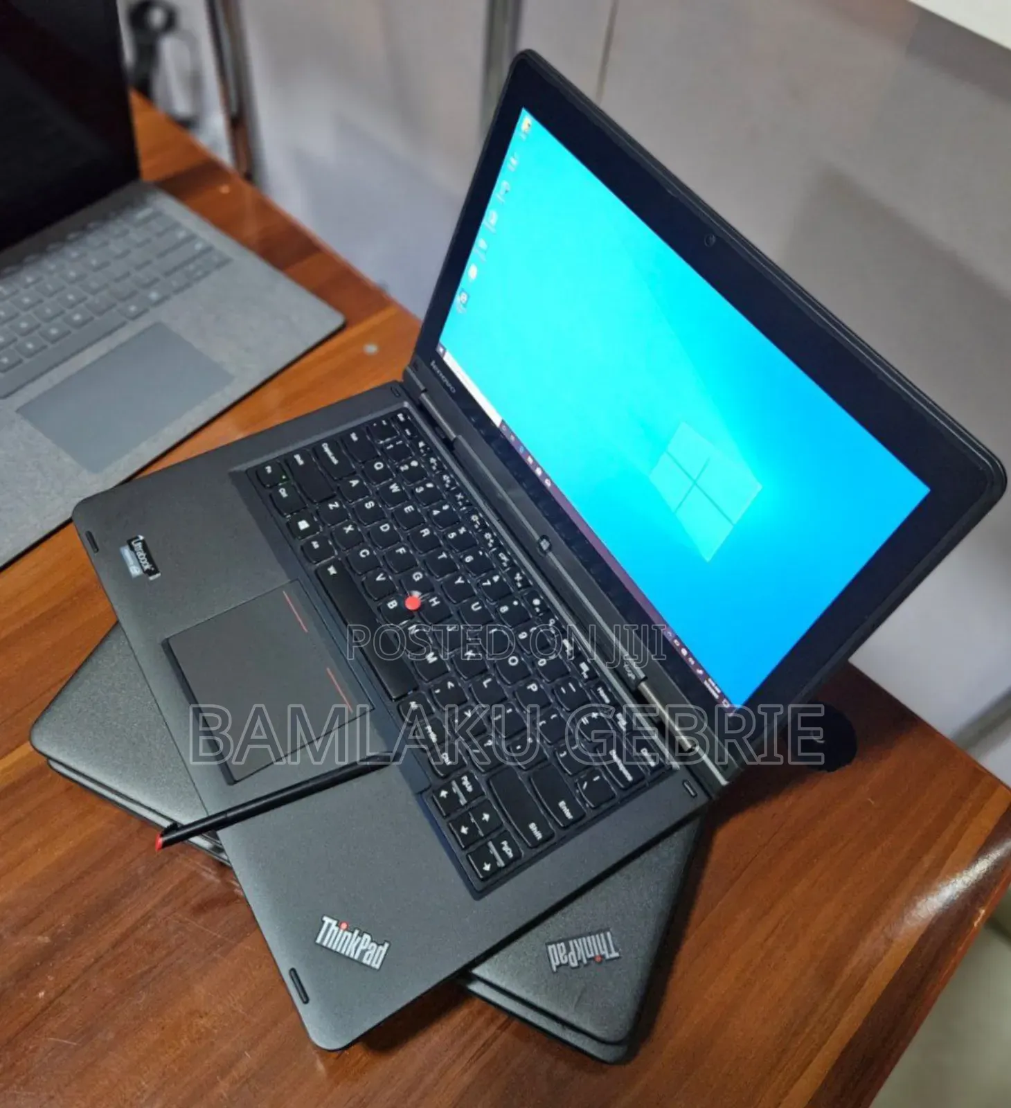 New Laptop Lenovo ThinkPad Yoga 8GB Intel Core I7 SSD 256GB
