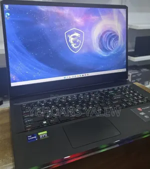 New Laptop MSI Raider GE76 12UGS 16GB Intel Core I9 SSD 1T