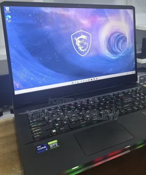 New Laptop MSI Raider GE76 12UGS 16GB Intel Core I9 SSD 1T