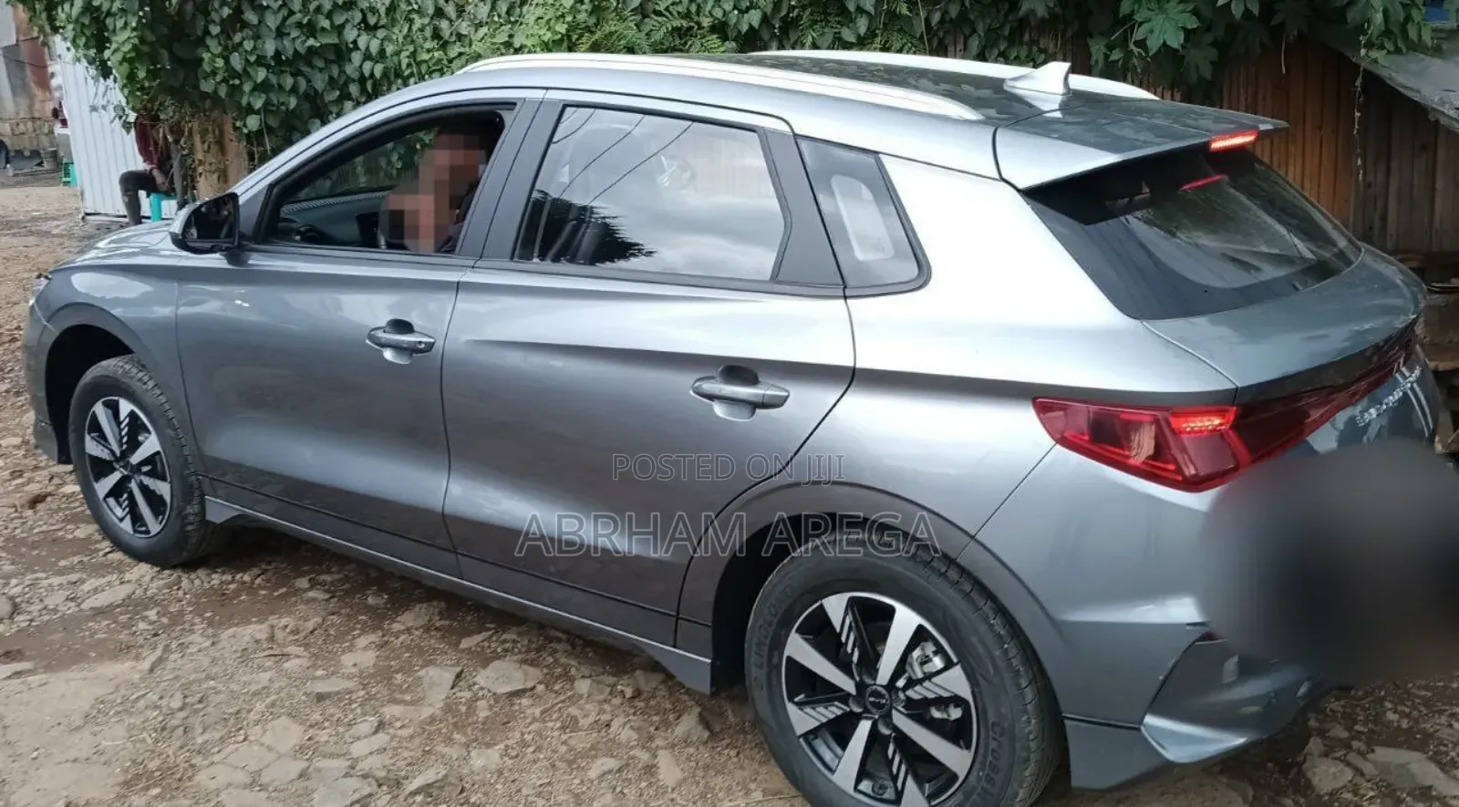 BYD E2 43 kWh 94 hp FWD 2024 Gray