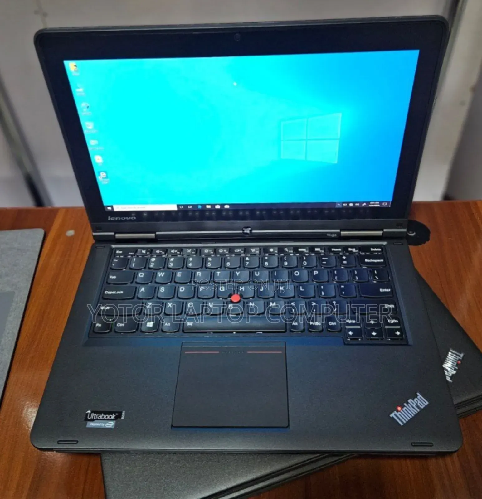 New Laptop Lenovo ThinkPad Yoga 8GB Intel Core I7 SSD 256GB