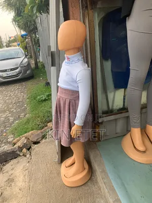 Photo - Mannequin, Used but in a Good Condition
