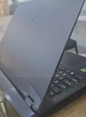 New Laptop MSI Raider GE76 12UGS 16GB Intel Core I9 SSD 1T