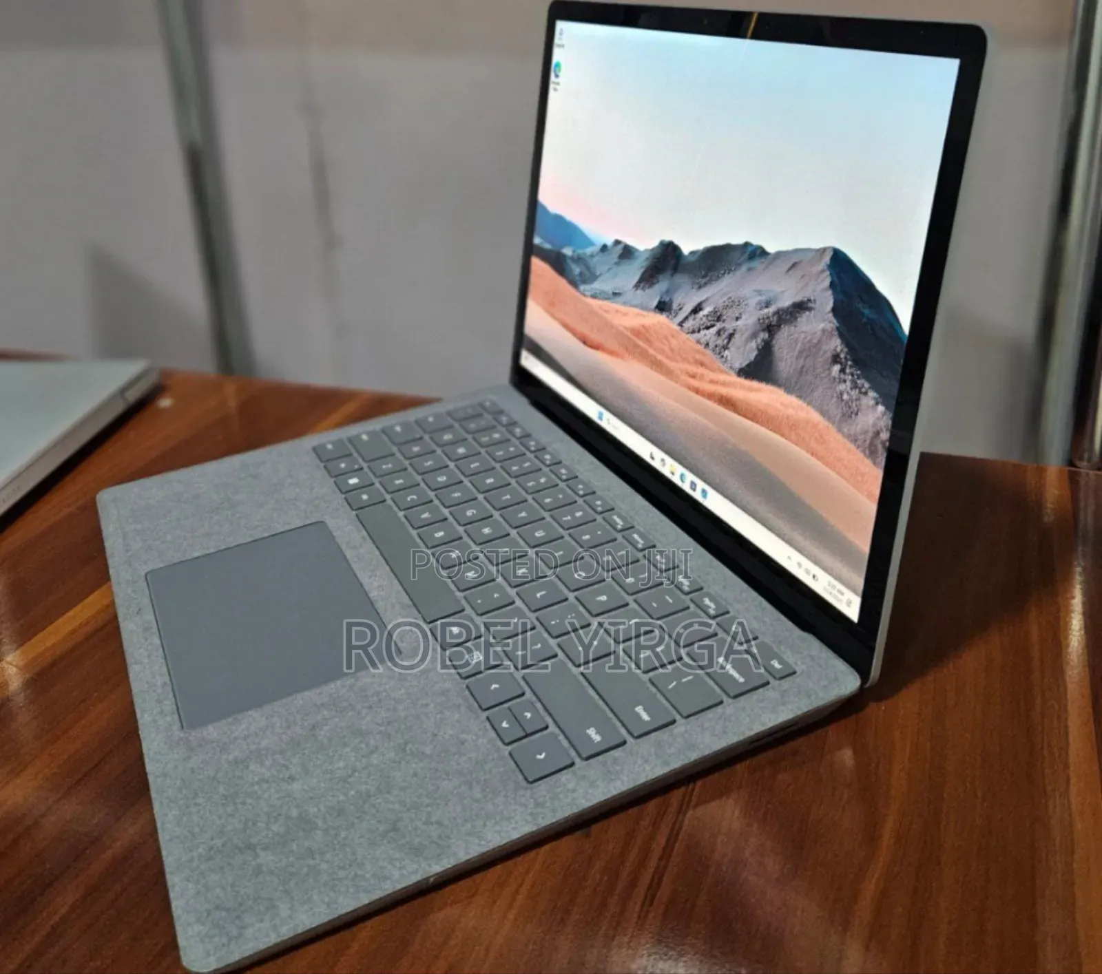 New Laptop Microsoft Surface Laptop 4 16GB Intel Core I7 SSD 512GB