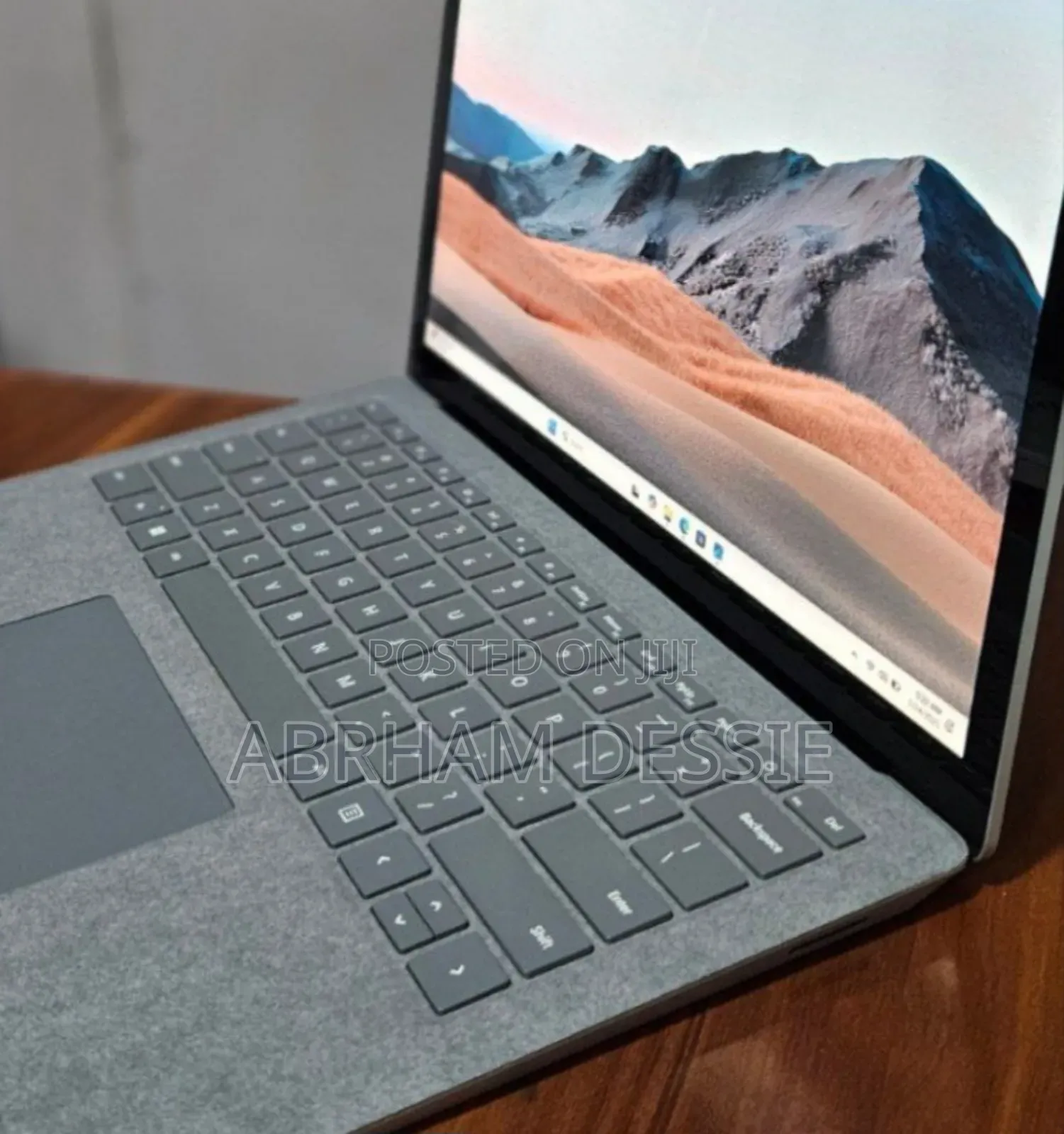 New Laptop Microsoft Surface 16GB Intel Core I7 SSD 512GB