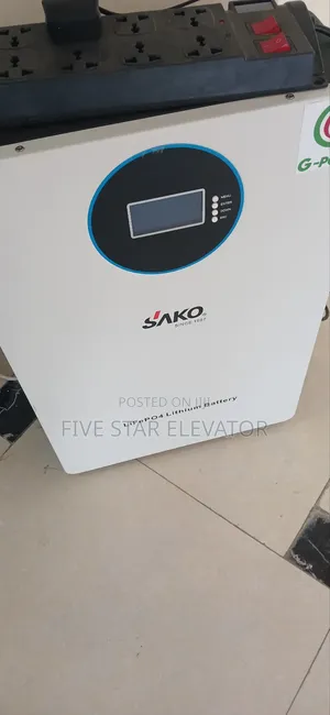 High-Efficiency Solar Kit – Inverter + Long-Life Lithium Bat