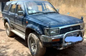 Photo - Toyota Hilux Surf 1995 Blue