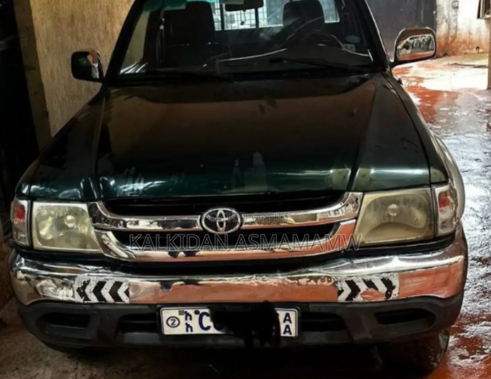 Toyota Hilux 2004 Blue