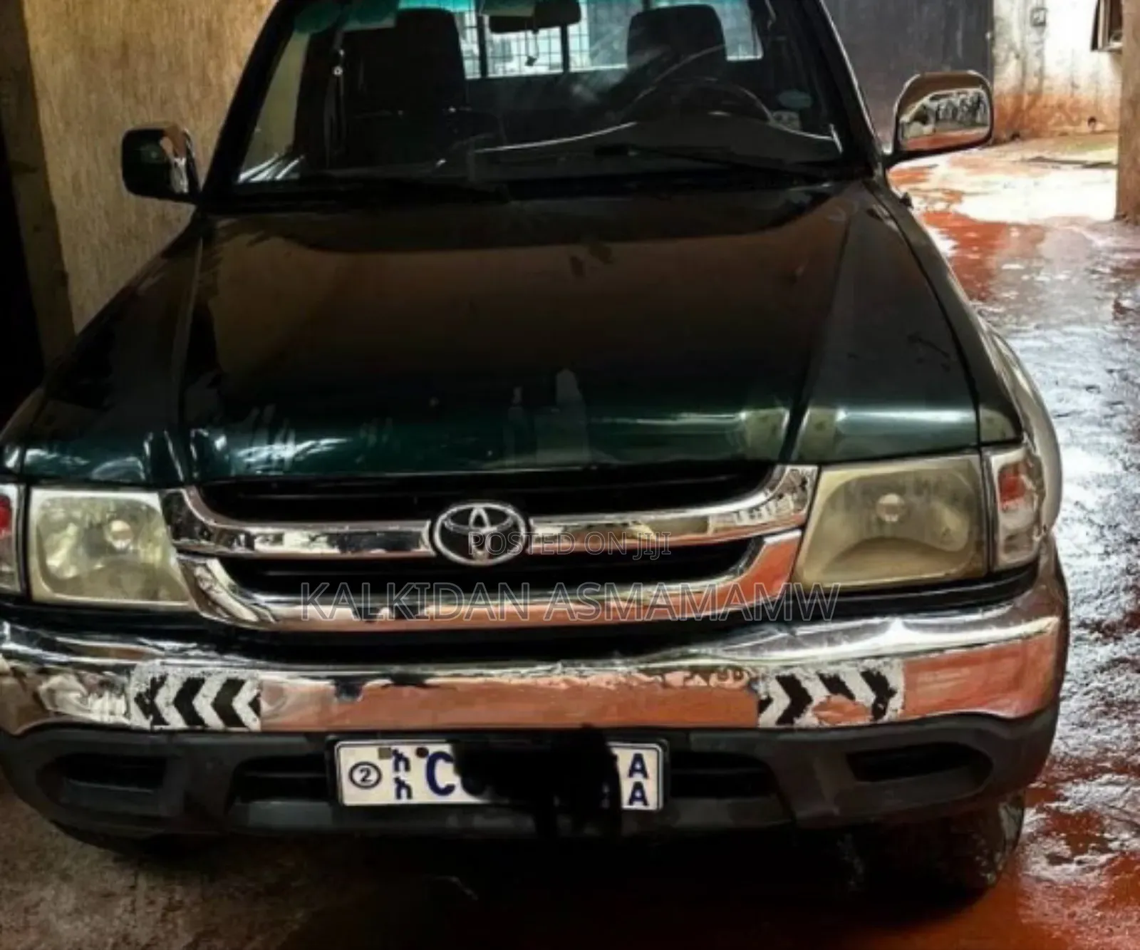 Toyota Hilux 2004 Blue