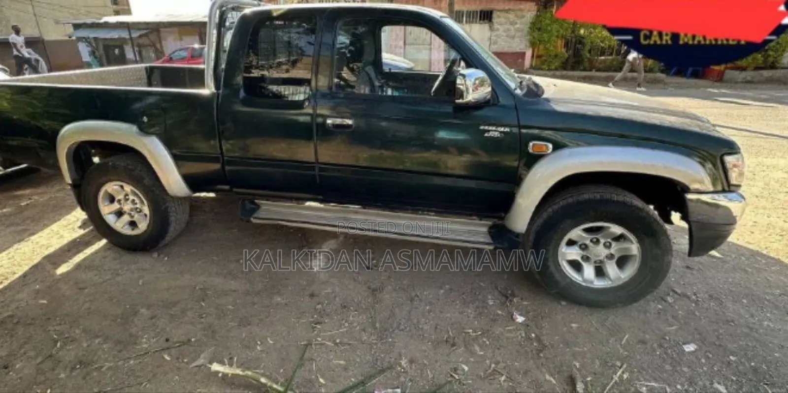 Toyota Hilux 2004 Blue