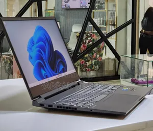 New Laptop HP 16GB Intel Core I7 SSD 512GB