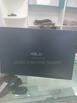 New Laptop Asus VivoBook 15 X505BA 8GB Intel Core I5 SSD 256GB