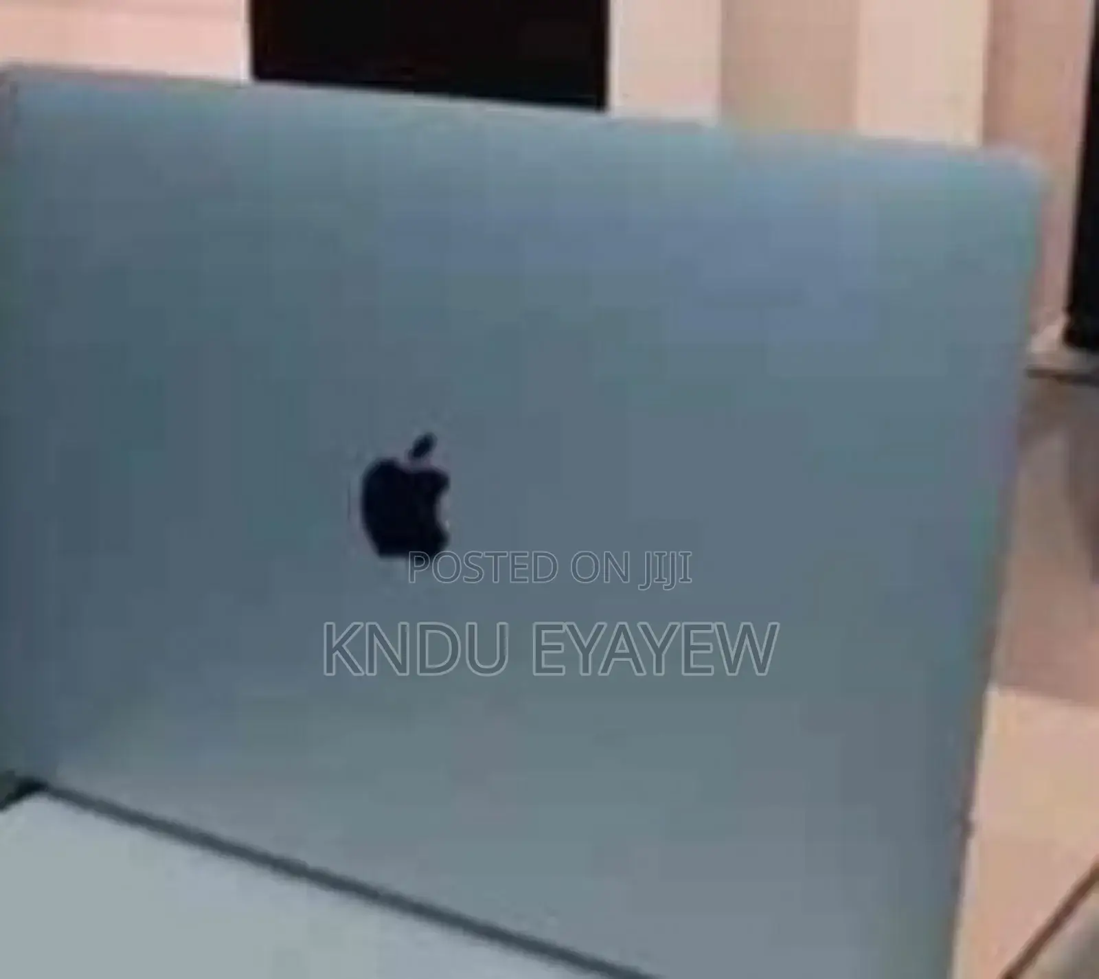 New Laptop Apple MacBook Pro 2019 16GB Intel Core I7 SSD 256GB