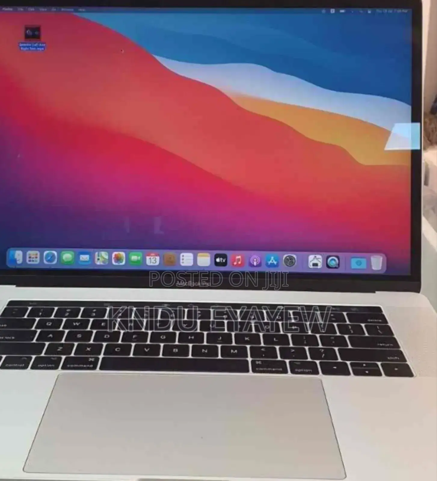 New Laptop Apple MacBook Pro 2019 16GB Intel Core I7 SSD 256GB