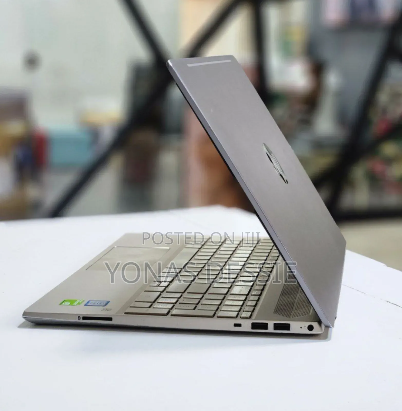 New Laptop HP Pavilion 15 8GB Intel Core I7 SSD 512GB