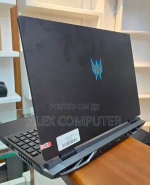 New Laptop Acer Predator Helios 300 16GB Intel Core I9 SSD 1T