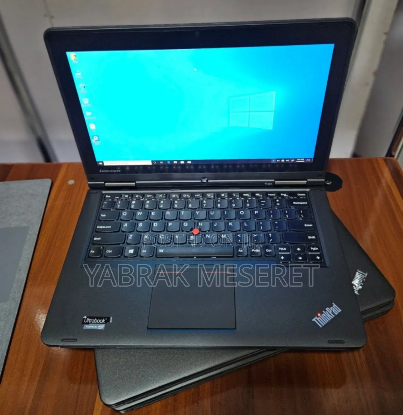 New Laptop Lenovo ThinkPad Yoga 8GB Intel Core I7 SSD 256GB