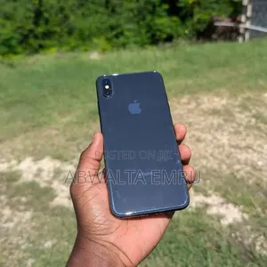 New Apple iPhone XS Max 256 GB Black