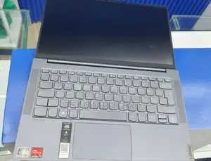 New Laptop Lenovo 16GB AMD Ryzen 7 SSD 1T