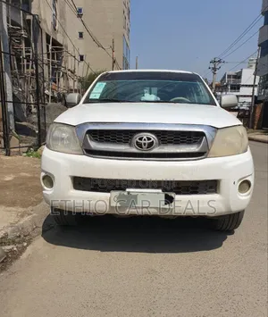 Photo - Toyota Hilux 2.5 D-4D Double Cab 2008 White