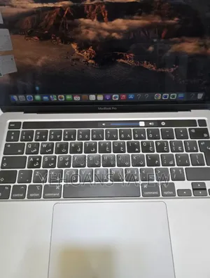 New Laptop Apple MacBook Pro 2020 8GB Apple M1 SSD 256GB
