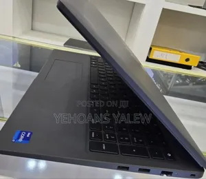 New Laptop Dell Latitude 3540 8GB Intel Core I7 SSD 256GB